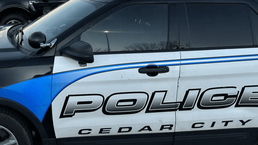 Cedar City man arrested for allegedly sending sexual photos to officer posing as 12-year-old