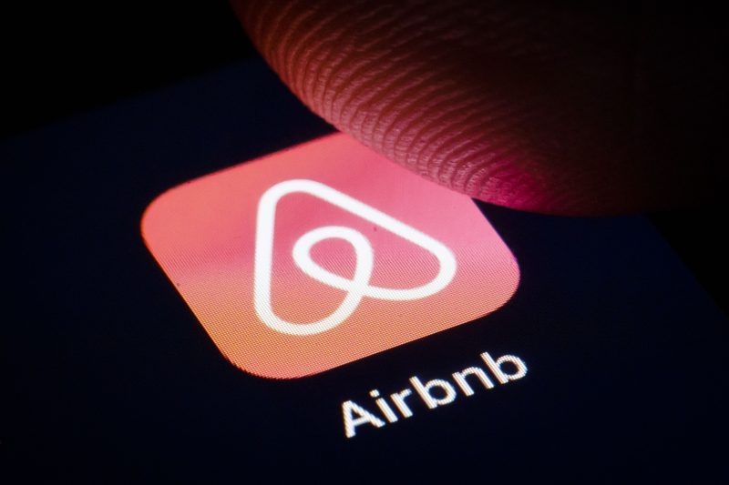 Utah man arrested, charged for trying to rent out fake Airbnb in Hawaii