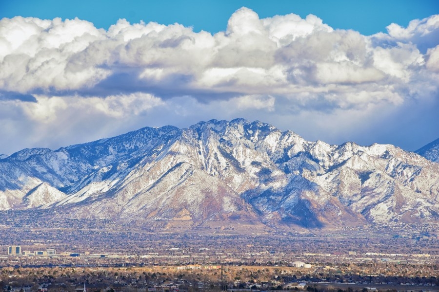 Mostly sunny, chilly, and dry Wednesday afternoon across the Beehive State