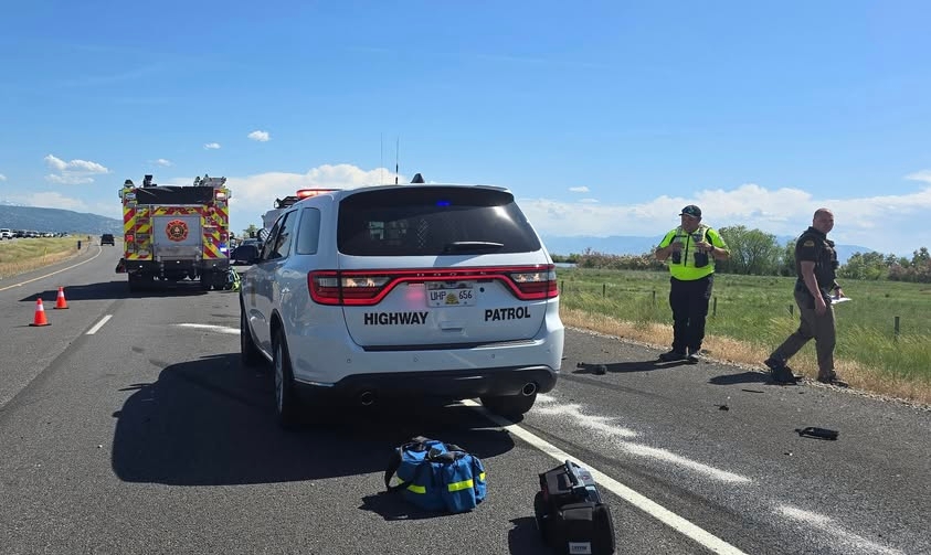 Car crosses median, causing multiple vehicle crash in Kaysville/Farmington