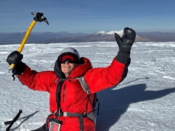 EXCLUSIVE: Taylorsville climber becomes oldest woman to summit Bolivia's highest peak
