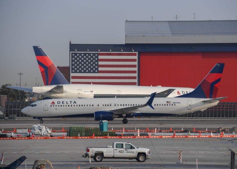 Flight diverted to SLC after 'unidentifiable sound' heard outside plane