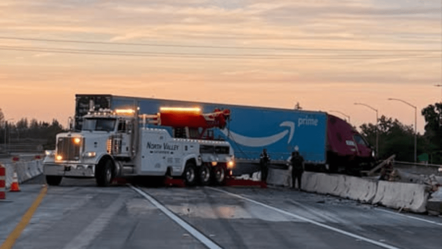 Amazon truck crash causes full closure of Highway 50 in Sacramento