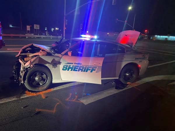 Teen leads California deputies on high-speed chase in stolen vehicle