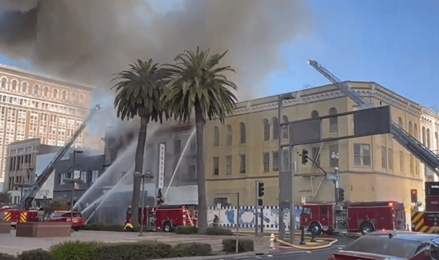 Massive 4-alarm fire burns through Downtown Stockton