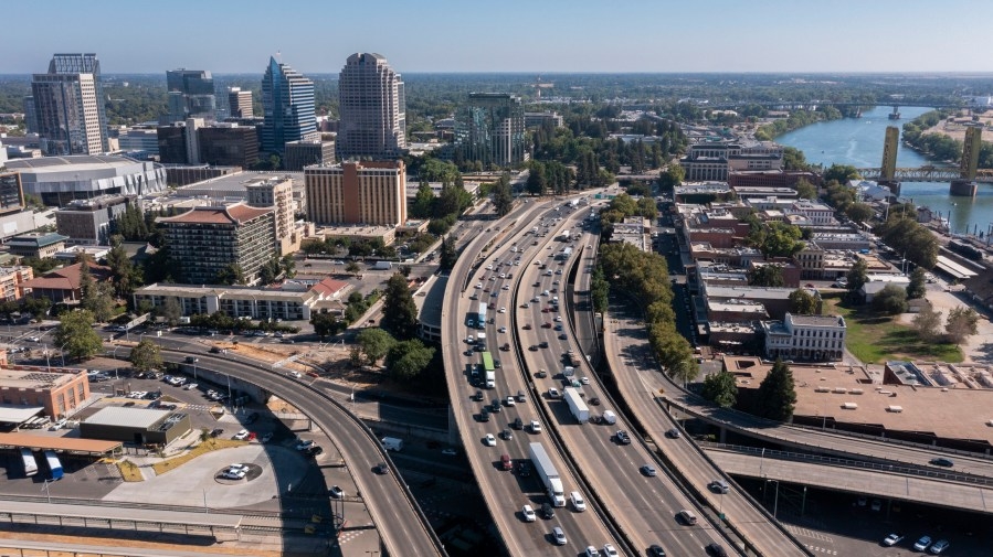 Bipartisan group of assembly members urge Newsom to delay RTO order