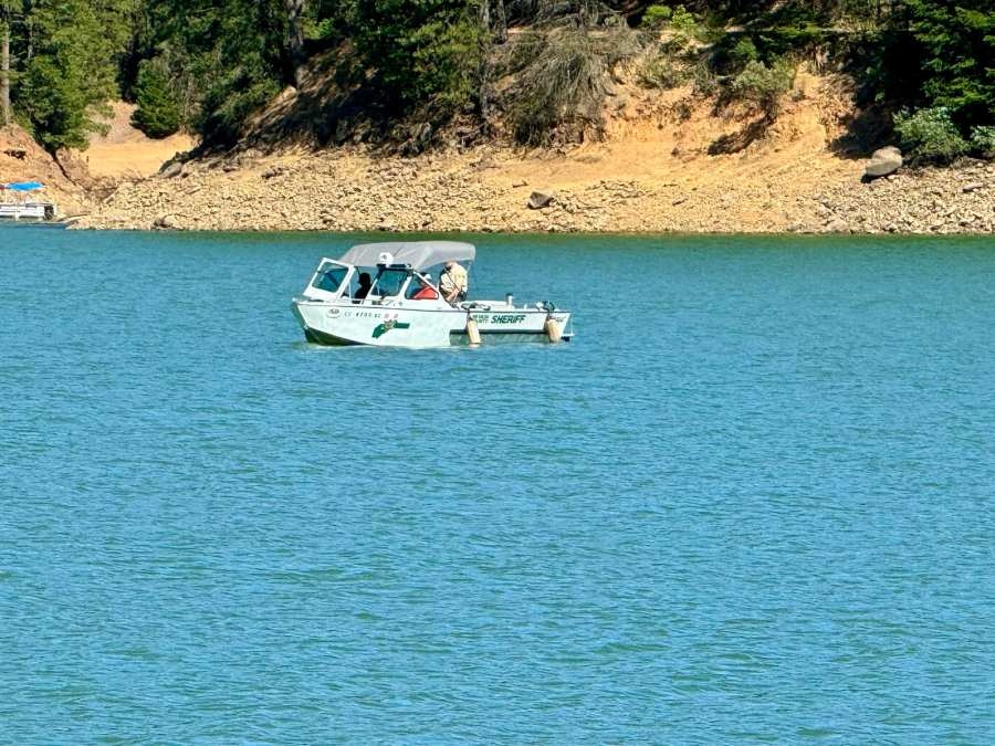 Sheriff's Dive Team recovers body from American River