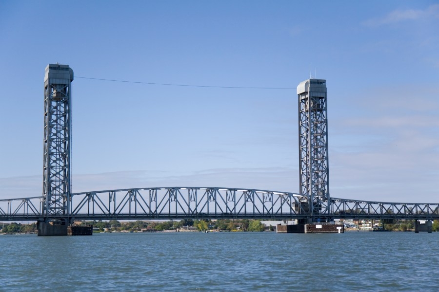 Emergency rescue underway at Sacramento River amid Memorial Day observances