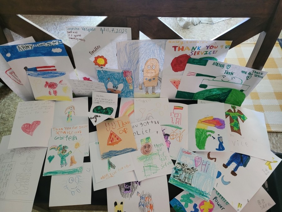 Killeen ISD students send special gifts to deployed soldiers