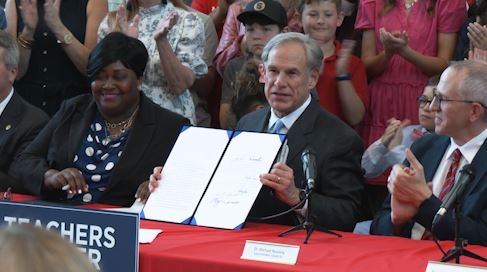 Abbott Signs House Bill 2: $8.5B Boost for Texas Public Schools