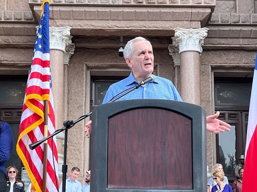 Democrats react to Trump's push for Texas redistricting