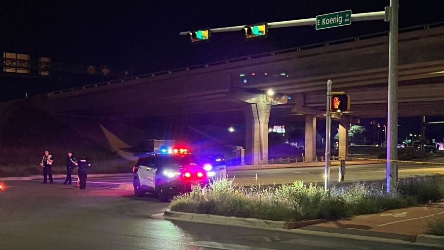 APD: 1 dead following crash off Koenig Lane