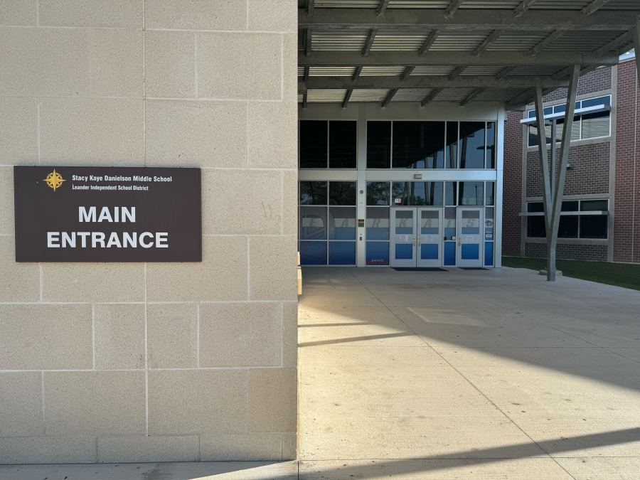Flood resource recovery center opens Thursday for Travis County flood victims