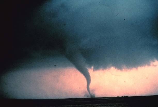 How to become a volunteer weather watcher for the weather service