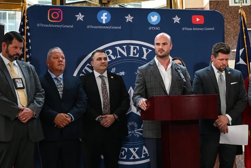 Aaron Reitz, top DOJ official and former Paxton aide, launches bid for Texas attorney general