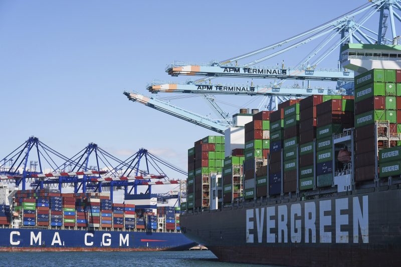 UT Austin Professor: US tariffs, threats ‘absolutely' set up China for regional trade takeover