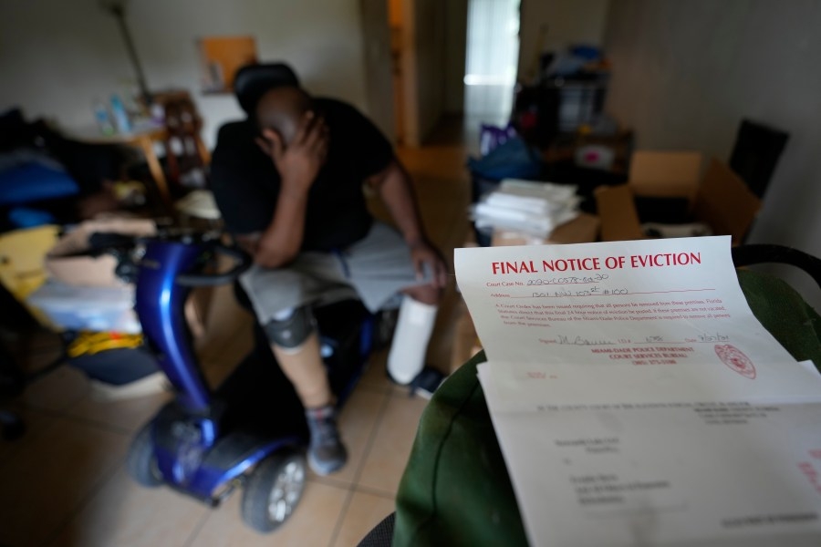 Texas House votes to fast-track evictions in anti-‘squatter' bill