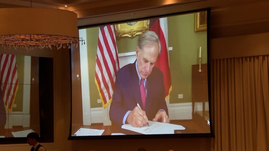 Abbott signs business-boosting bills in virtual ceremony with Houston leaders