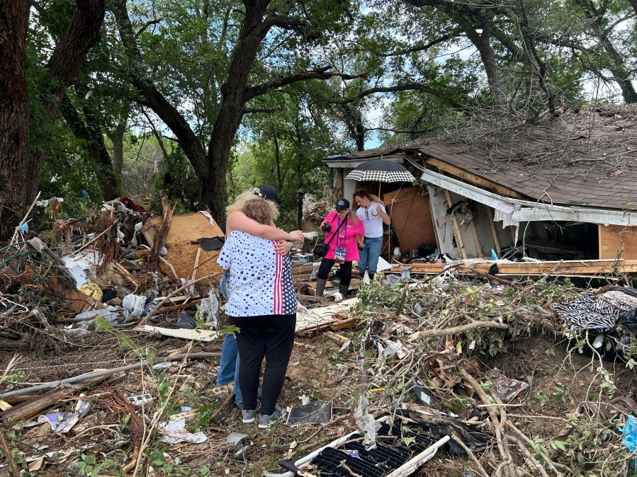 ‘We knew they were gone': Big Sandy Creek flood kills mom, two brothers still missing