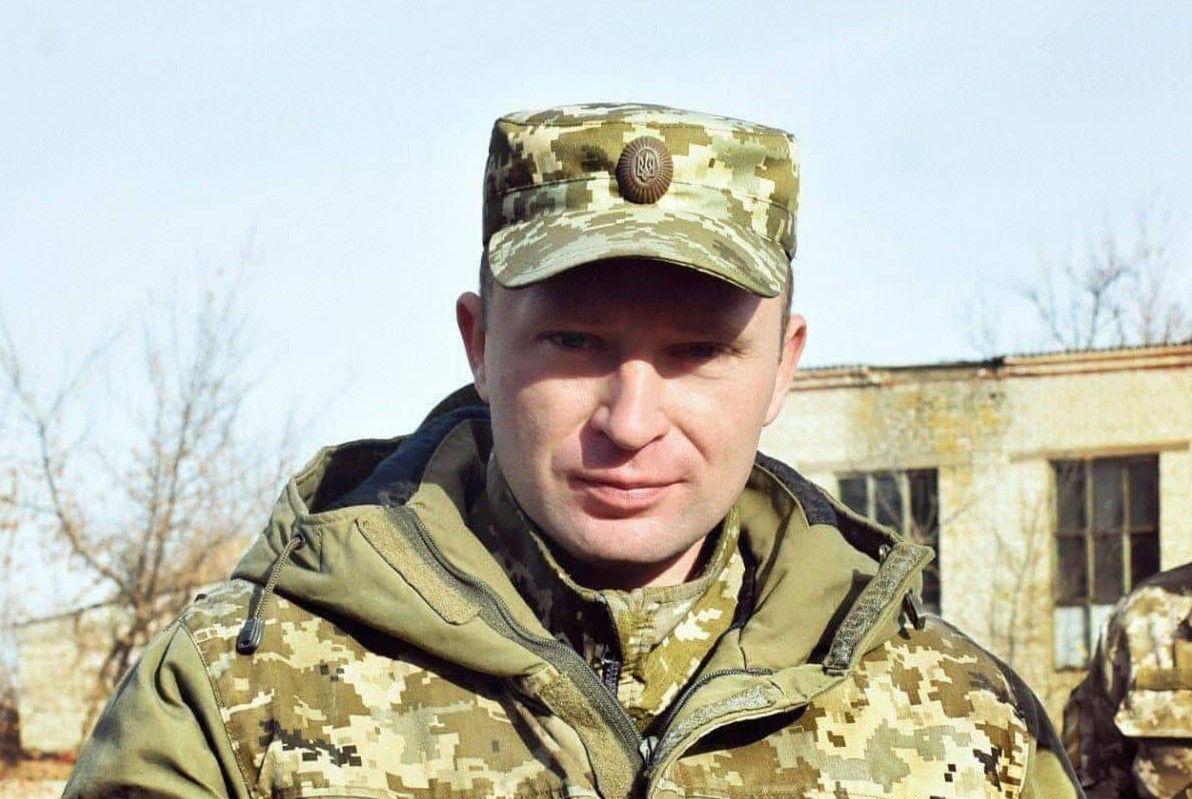 Ukrainian Land Forces Commander resigns after Russian attack that killed 12 soldiers on training grounds