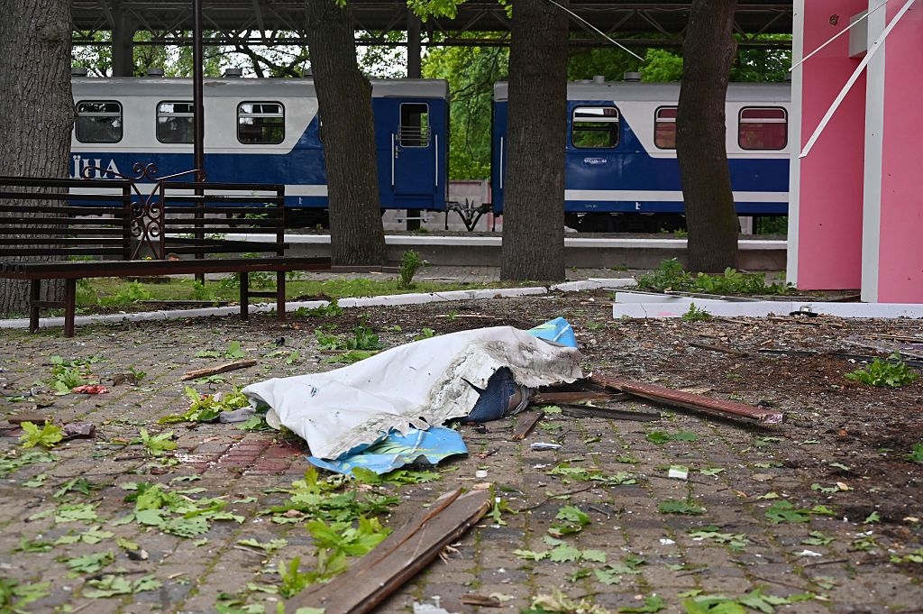 Zelensky urges US to act on Ukraine's request to buy air defenses after deadly Kharkiv bombing