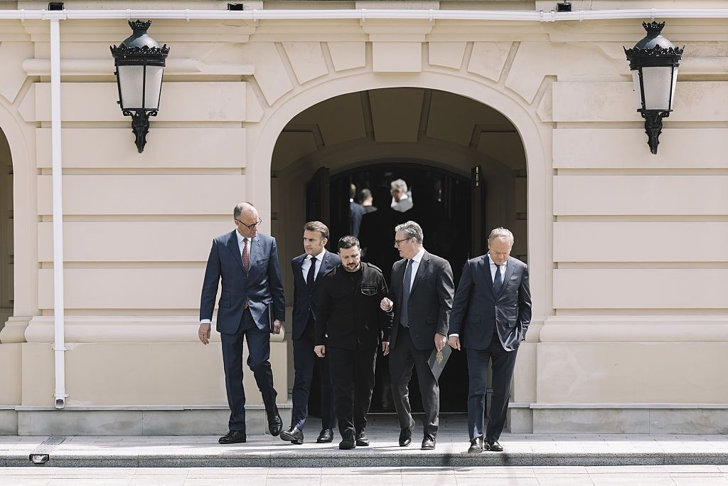 European leaders shift focus to defending Ukraine without US support, the Telegraph reports
