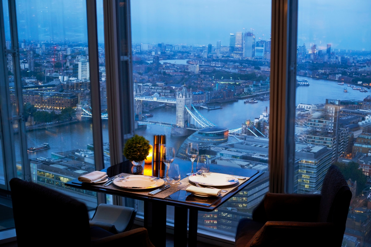 Sleep in the Clouds at Shangri-La The Shard, London