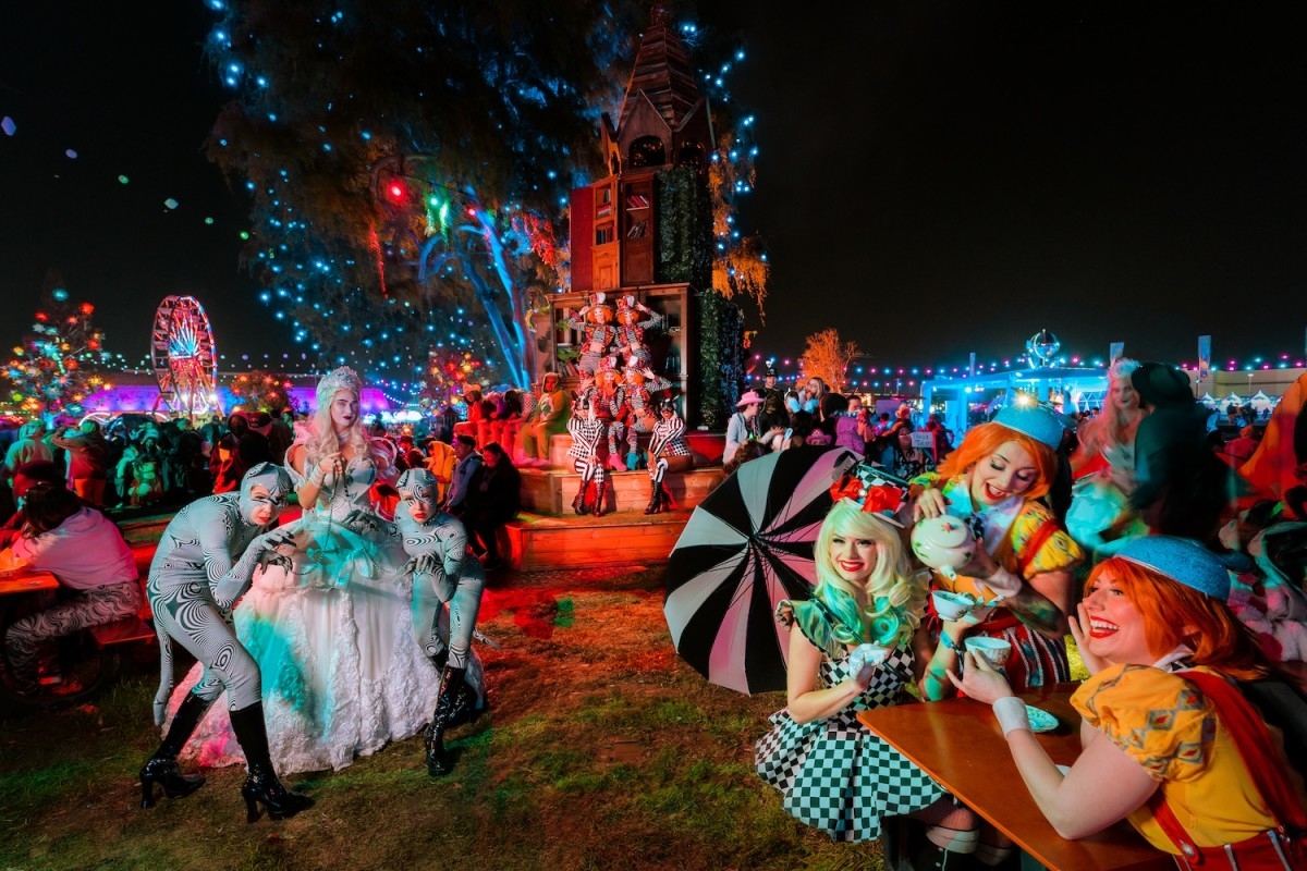 L.A. Weekend Guide: Adobe Punk, Franz Ferdinand, Beyond Wonderland and Smiile L.A.