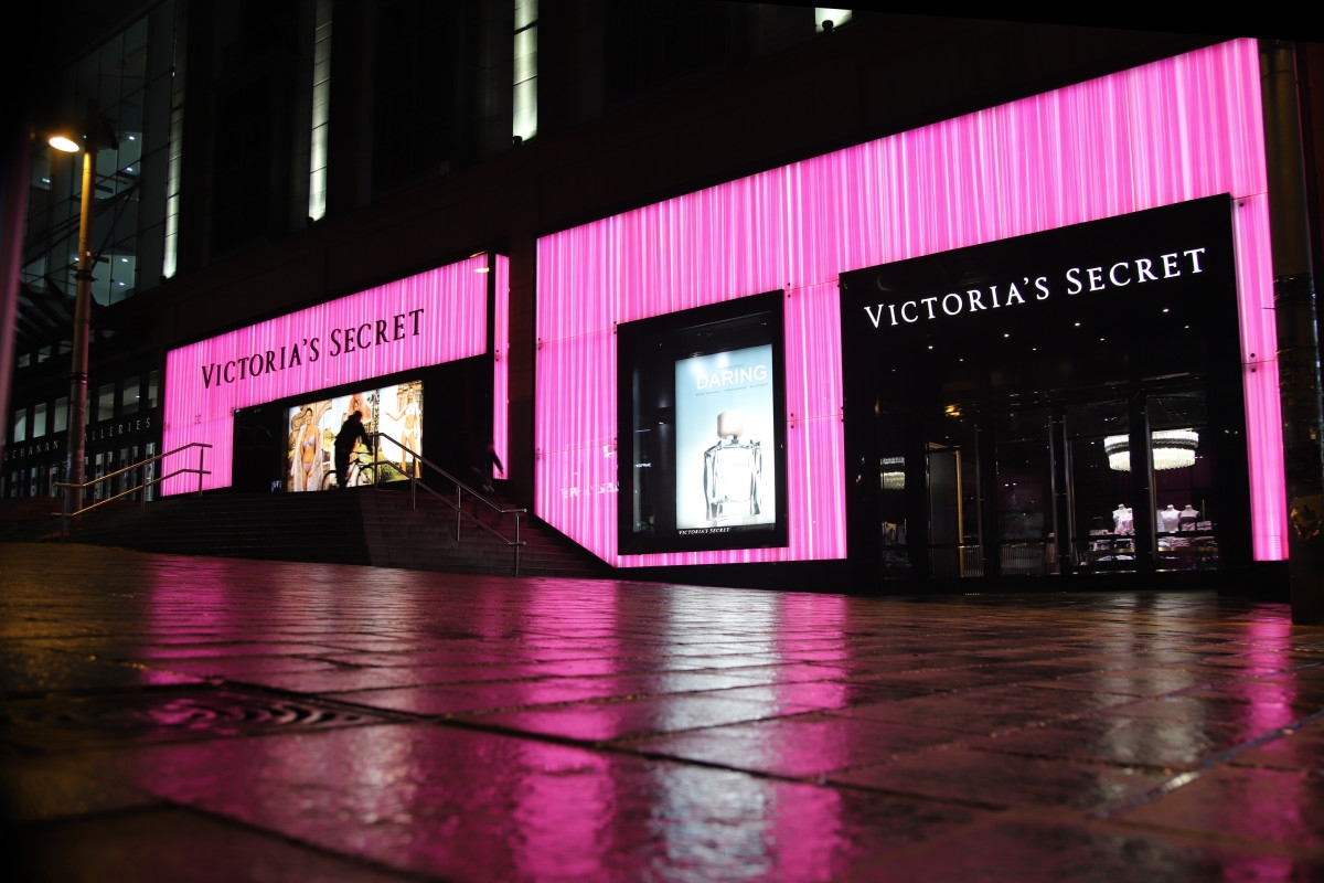 Security Incident Shuts Down Victoria's Secret Website After Google Warns US Retailers