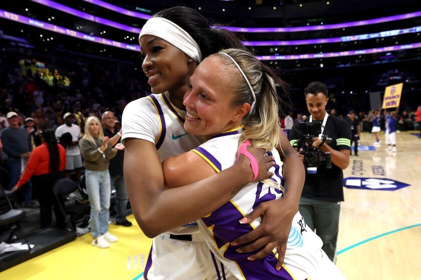 Julie Allemand and Dearica Hamby lead Sparks past Sun for third straight win