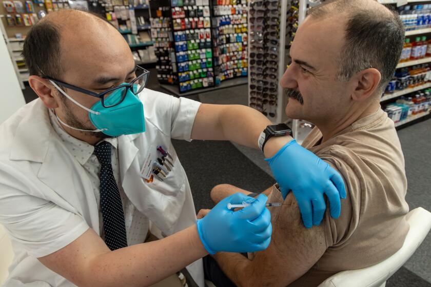 A new COVID subvariant spreads rapidly as Trump pivots away from vaccines
