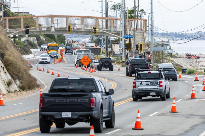 In post-fire milestone, Pacific Coast Highway reopens, clearing traffic bottleneck