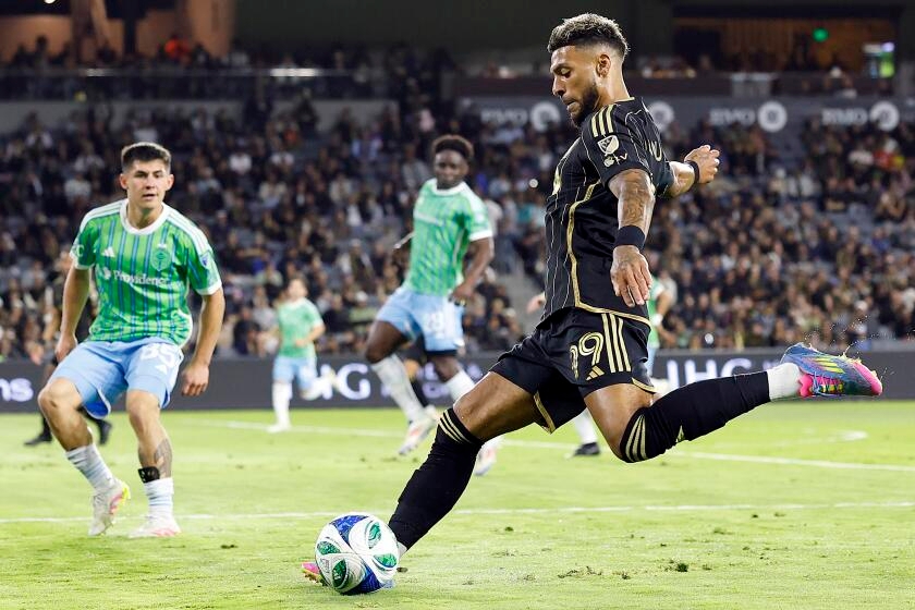 LAFC extends its unbeaten streak to six games in shutout win over Seattle