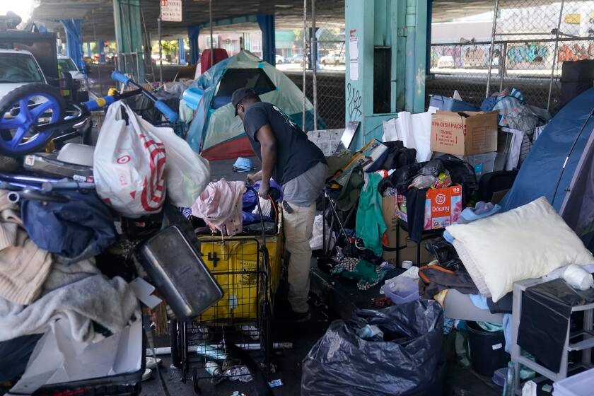 Chabria: Clearing encampments looks good politically. But criminalizing homelessness is bad policy