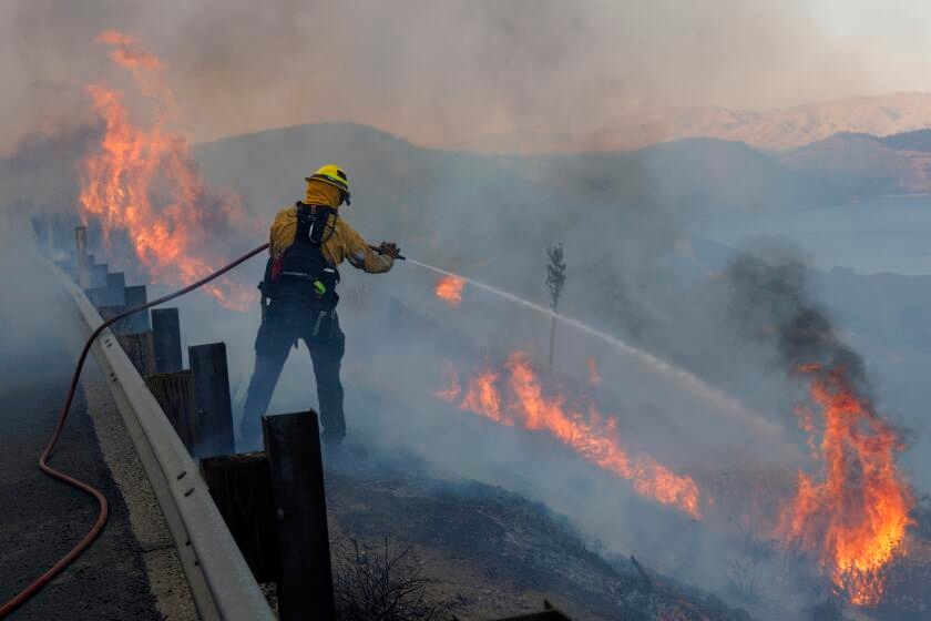 Lake fire burns 477 acres in San Bernardino County, prompting evacuations and road closures