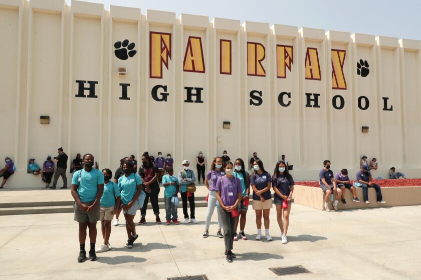 Contributor: California's top educator should be an appointed expert, not an elected politician