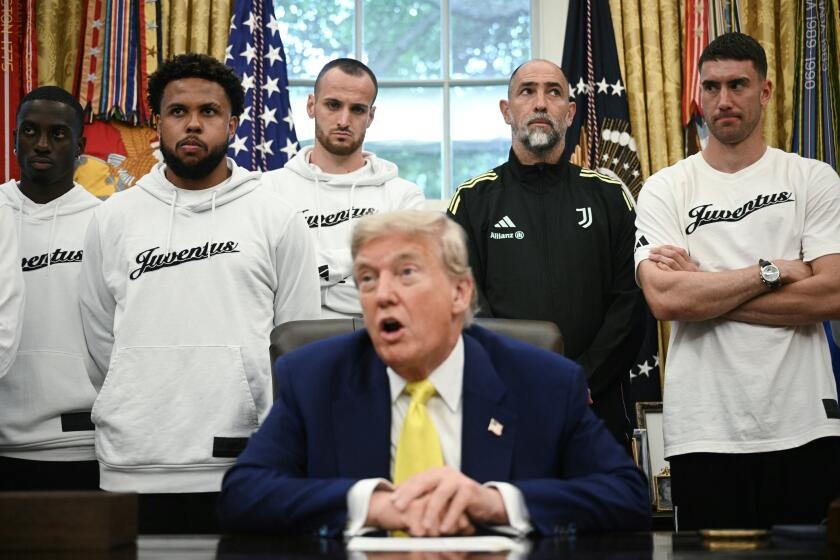 Juventus players befuddled by visit with Trump at White House: 'I just want to play football, man'