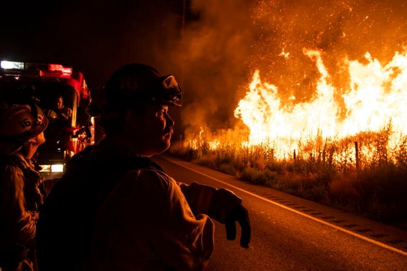 After brutal fire season, California lawmakers call for seasonal firefighters to be employed year-round