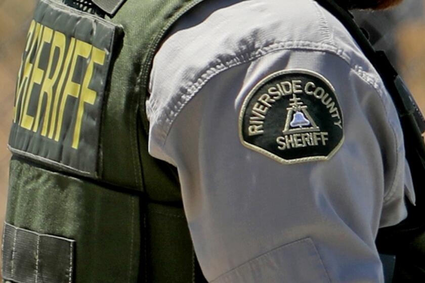 Violent courthouse brawl with fleeing defendant lands 3 SoCal sheriff's deputies in hospital
