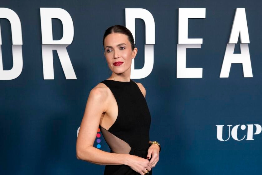 Mandy Moore blasts Amazon for delivering a package to her in-laws' burned-down home