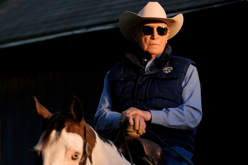 Trainer D. Wayne Lukas, in declining health, won't return to horse racing