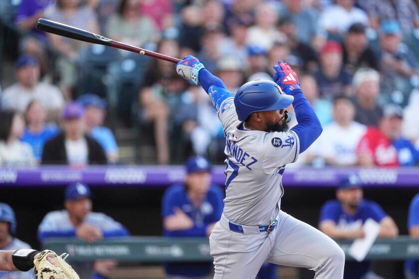 Defense isn't an issue as Dodgers rout the Rockies