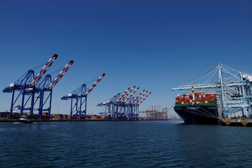 U.S. representatives sound alarm over slowing port activity