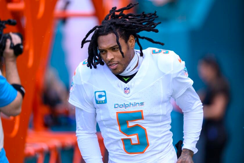 Rams' chances of trading for cornerback Jalen Ramsey appear to be fading