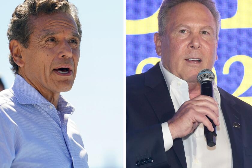 Cloobeck sues Villaraigosa over use of the phrase 'proven problem solver'