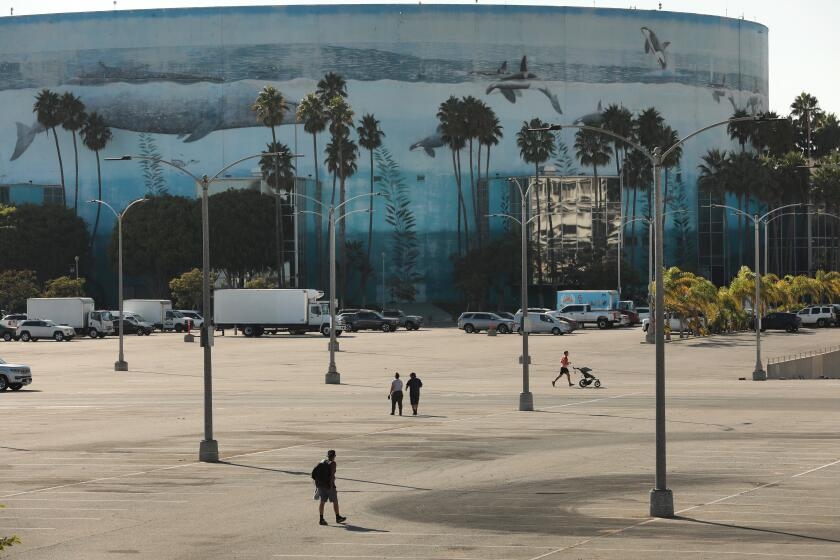 Long Beach Convention Center operator reaches deal with union after wage complaint
