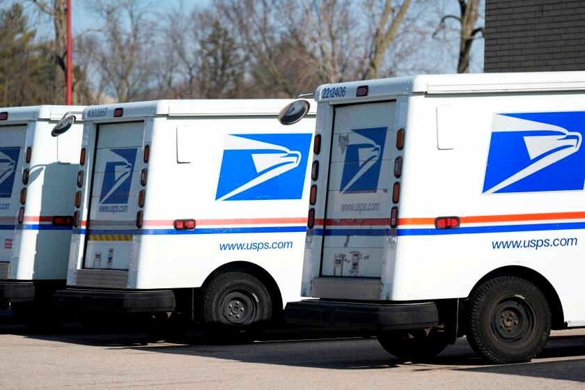 Torrance postal worker stole mail to buy a Rolex, vacation in Aruba and Turks and Caicos, feds say