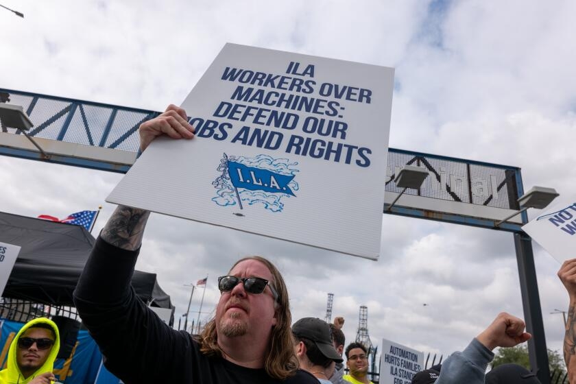 Contributor: The National Labor Relations Act worked for 90 years. Suddenly, it's in the crosshairs