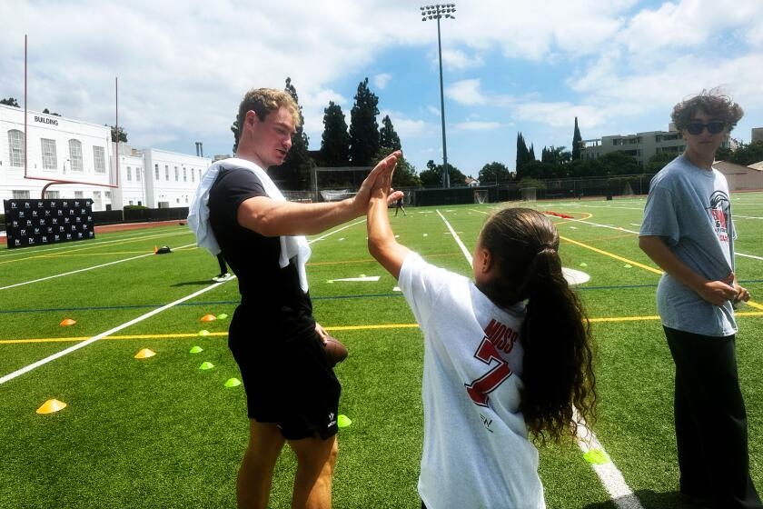 Miller Moss gives back to Palisades community by hosting youth football camp
