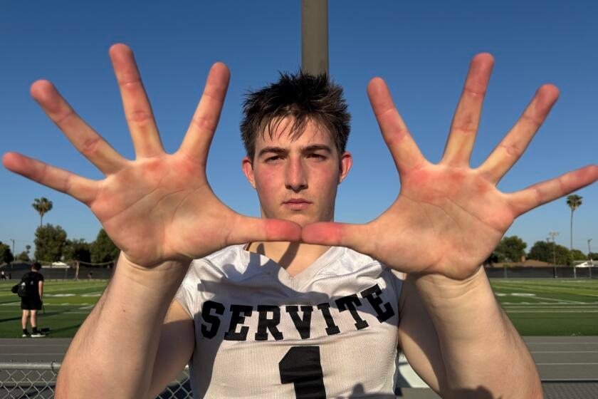 Servite High's Luke Sorensen is a 'Swiss Army Knife' of tight ends